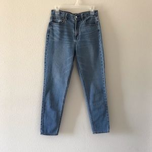 American Eagle Mom Jeans size 4